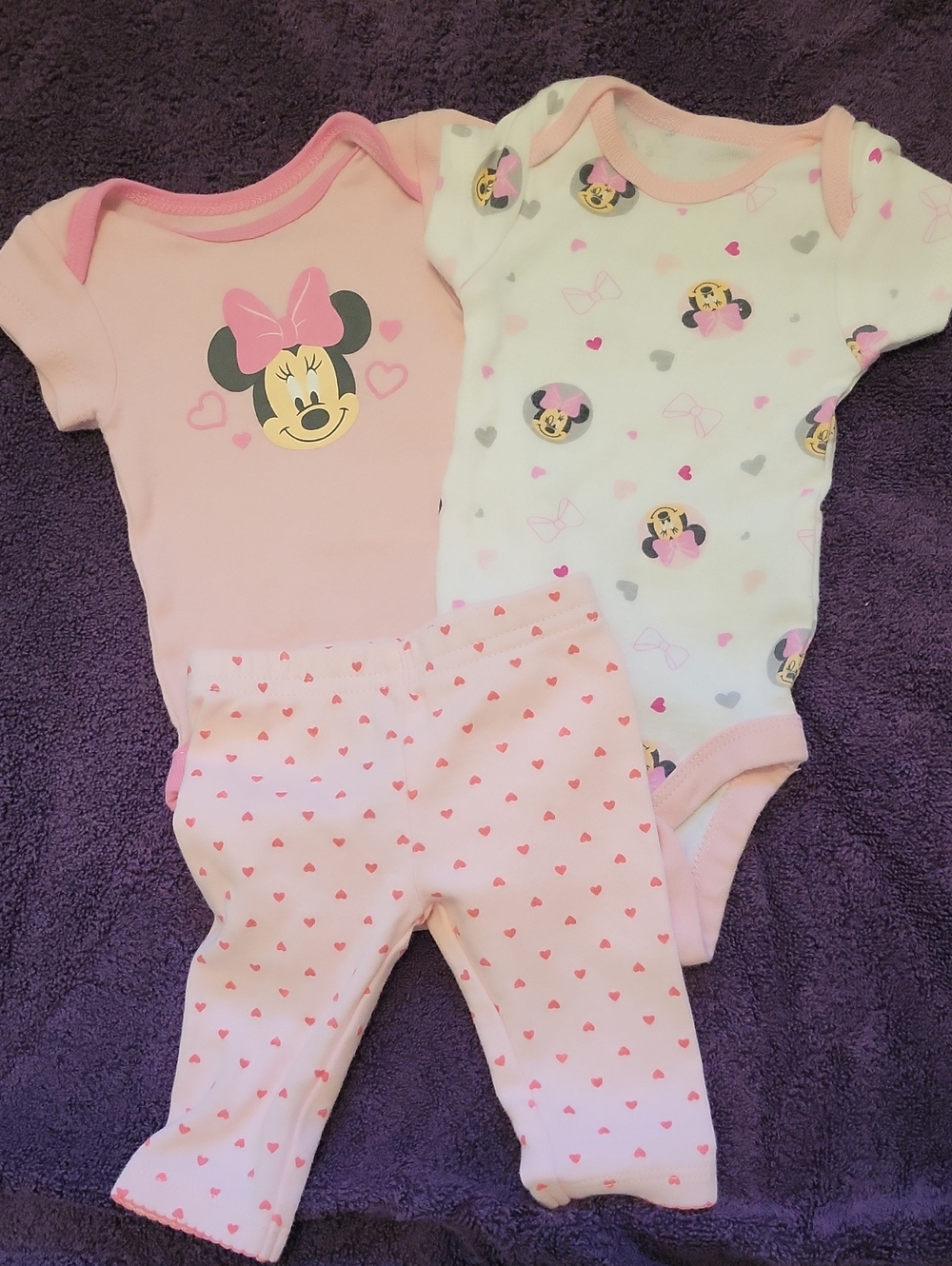 Disney Minnie Mouse 2 onesies/ bodysuits with heart print pants